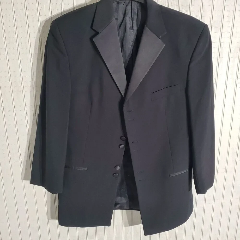 FLUMAGALLI'S TUXEDO BLACK LONG SLEEVE WOOL SIZE 42L